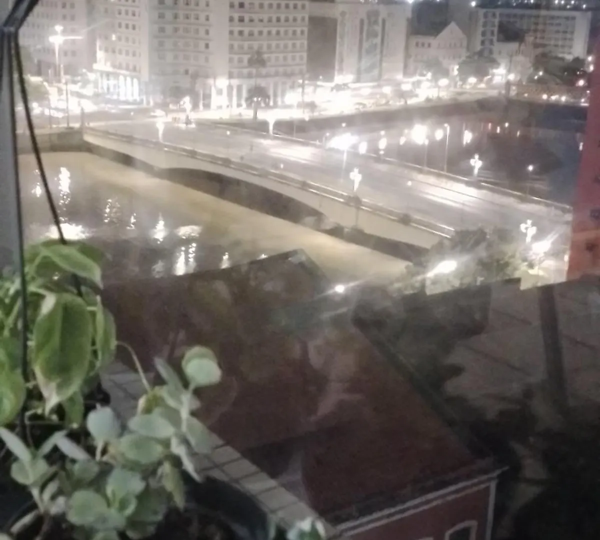 Apartamento Na Rua Da Aurora, 1 Quarto, No Coracao Do Recife